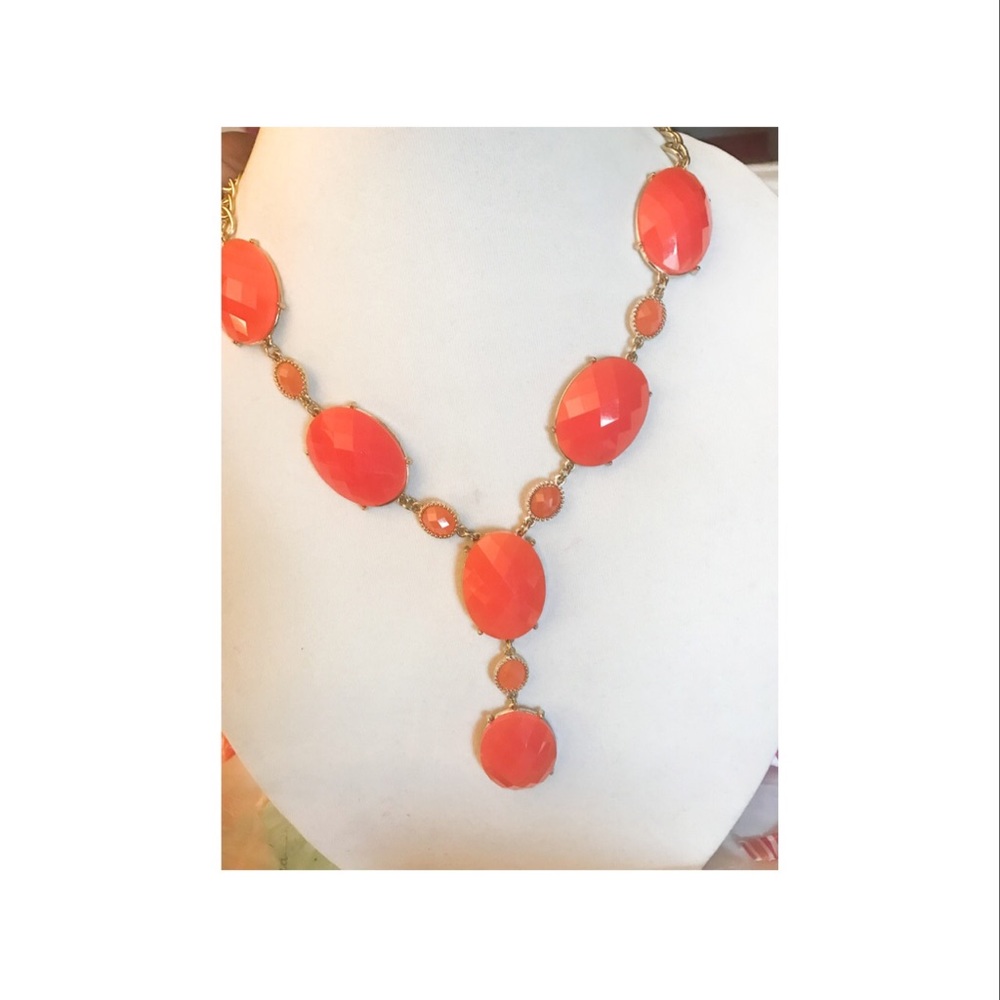 Orang fashion necklace with earrings
